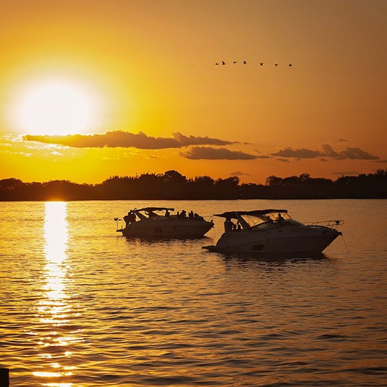 PRIVATE SUNSET BOAT EXPERIENCE