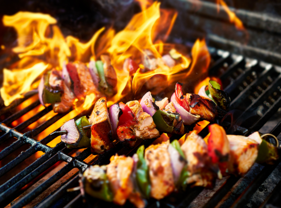 BBQ & LIVE MUSIC 